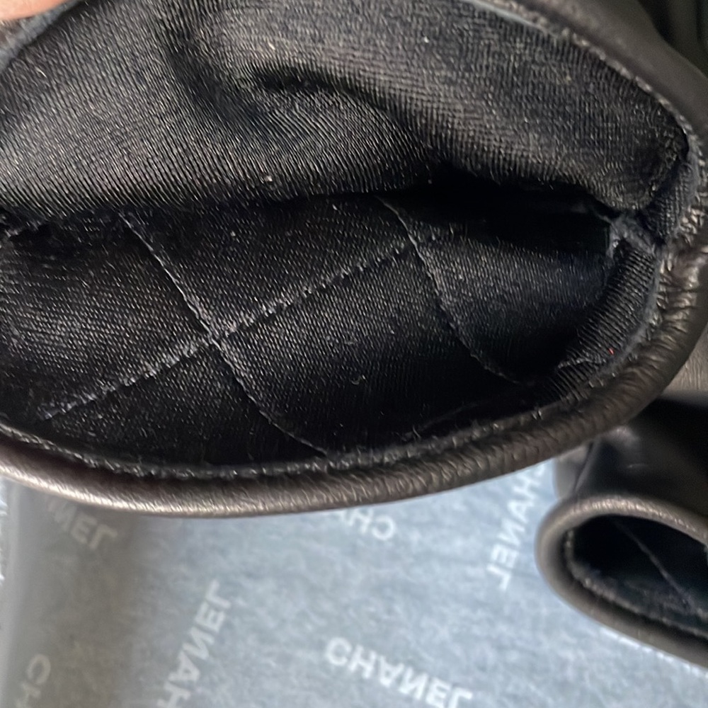 Chanel black leather classic gold logo quilted gloves winter sz 7.5 - Picture 7 of 10